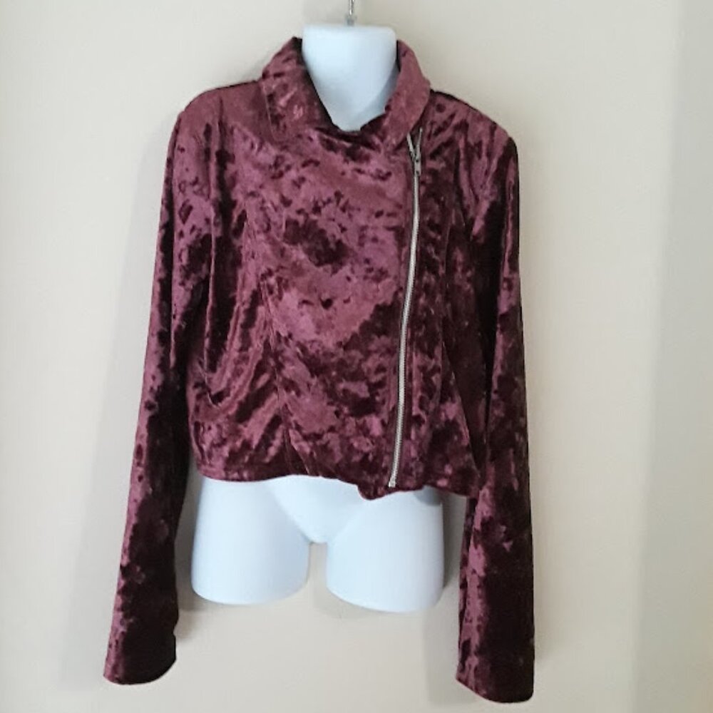 🛒3/$15! The Arizona Jean Co. Girls Velour Moto Style Crop Jacket Size 10/12